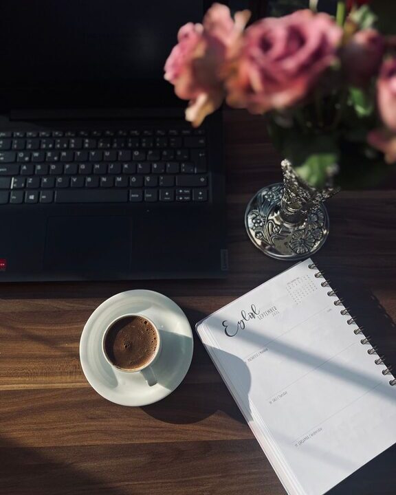 Simple Routines to Start and End Your Workday Effectively